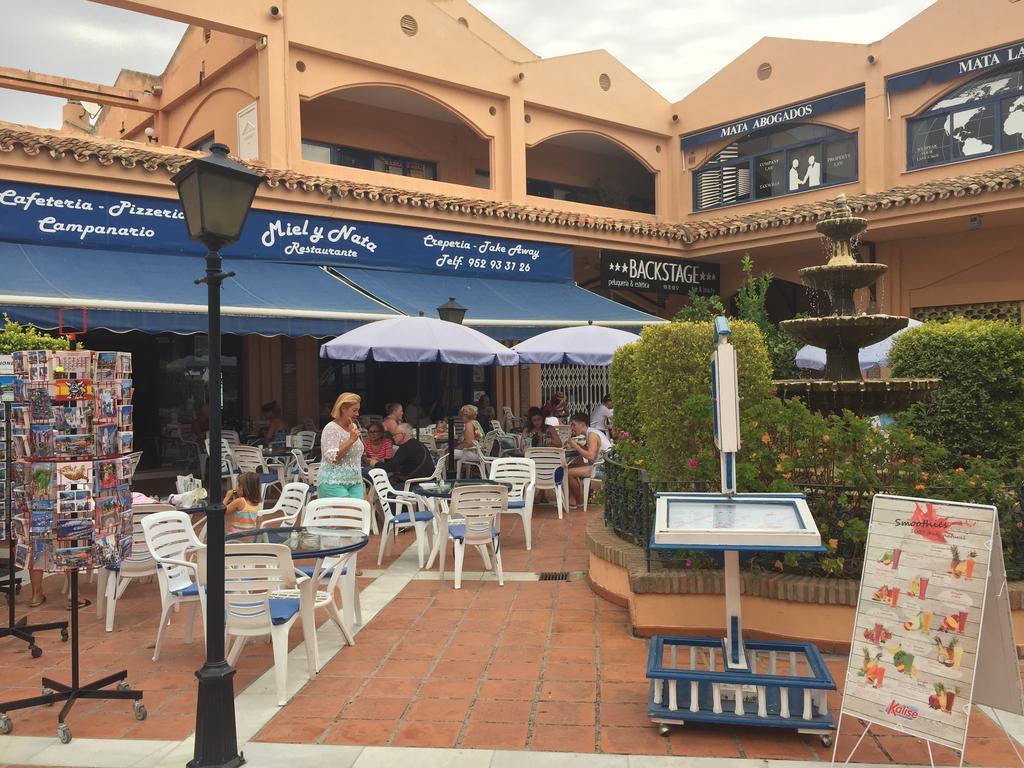 Apartamento En Playa La Luna Sitio de Calahonda Exterior foto